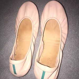 Ballerina Pink Tieks - size 9 - Great condition!